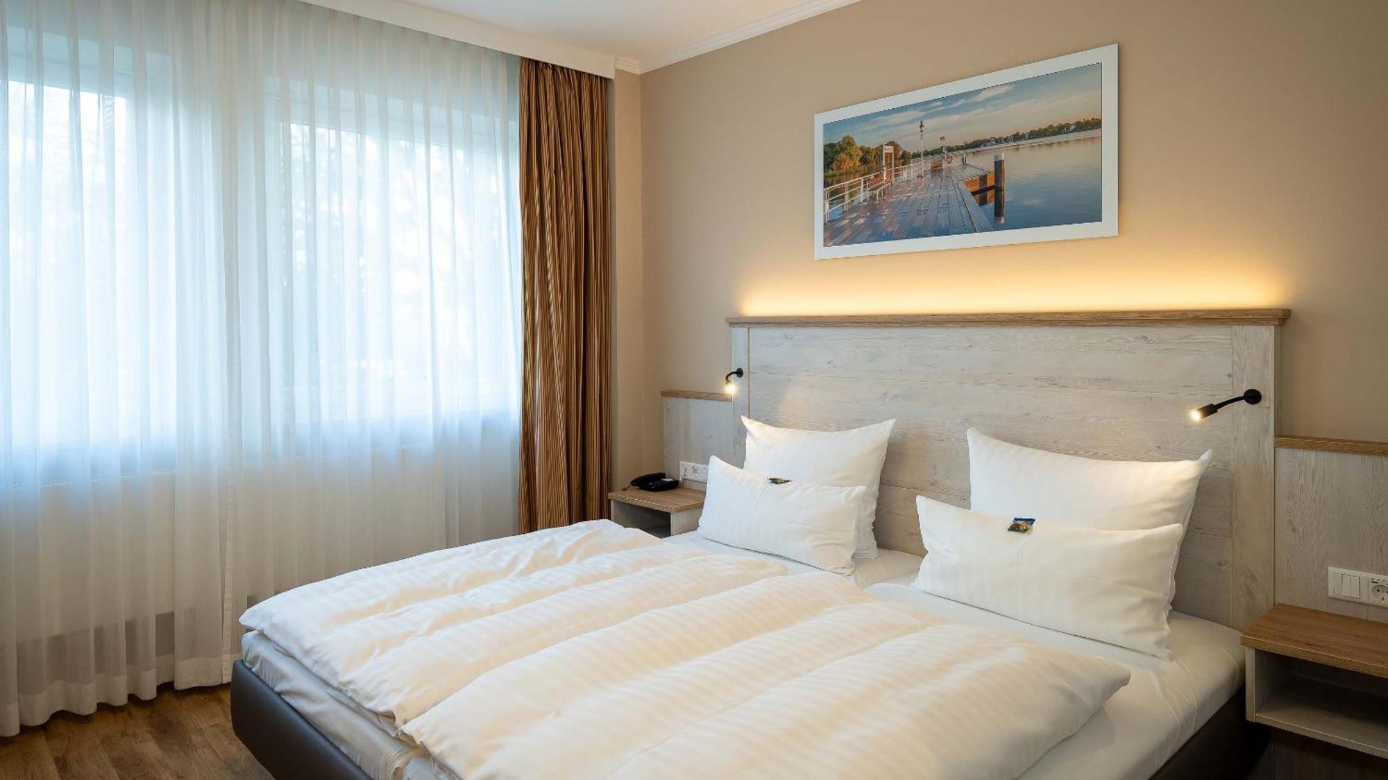 Hotel Rosengarten Hamburg-Harburg Exteriör bild