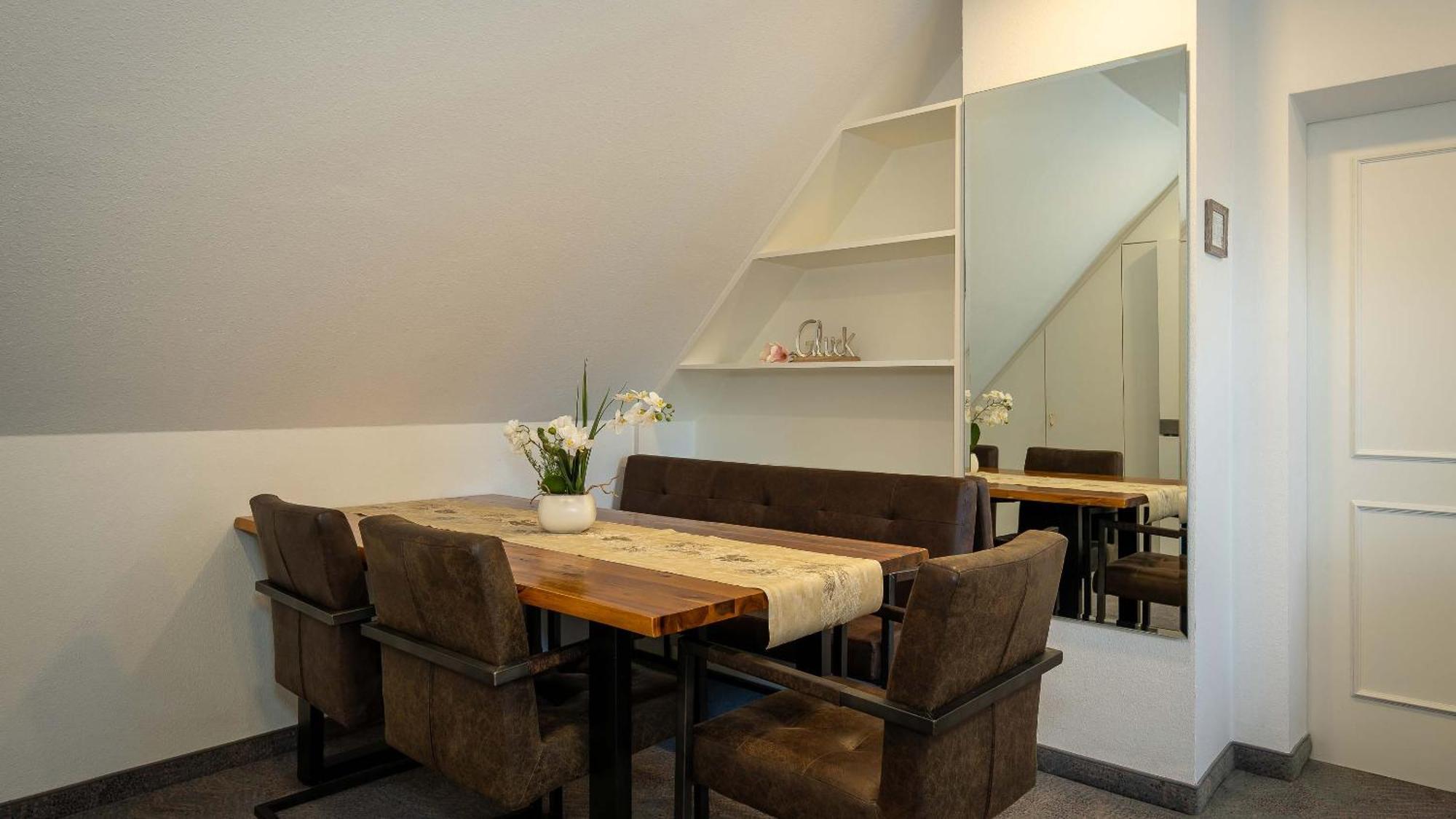 Hotel Rosengarten Hamburg-Harburg Exteriör bild